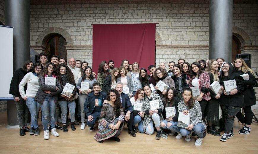 Foto di Gruppo dei team partecipanti